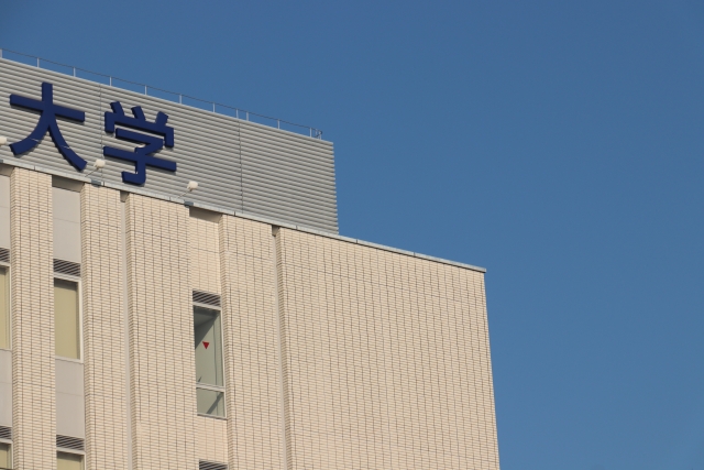 40代・50代からの挑戦 ― 社会人大学生になることのメリットとは？